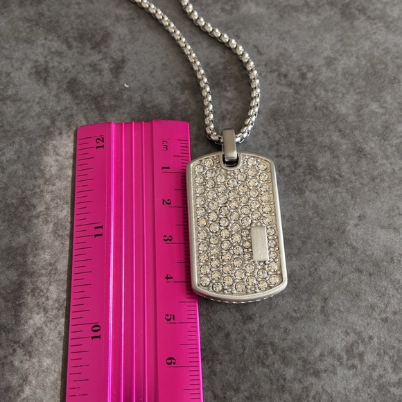 Pave stainless steel dog tag necklace - Picture 5 of 5